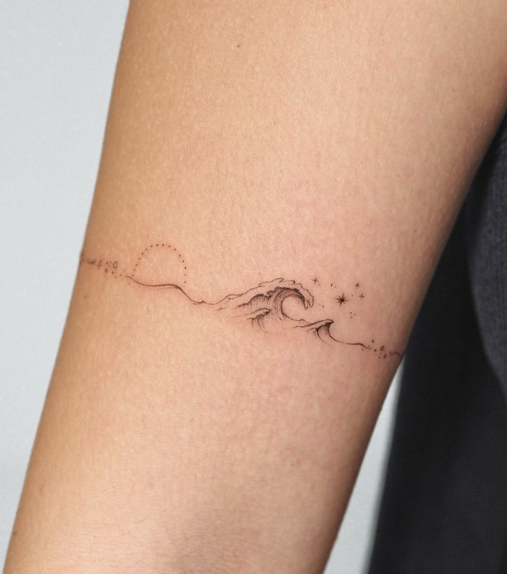 fine-line-tatuajes-pequenos-y-minimalistas-1731681481dq0EC